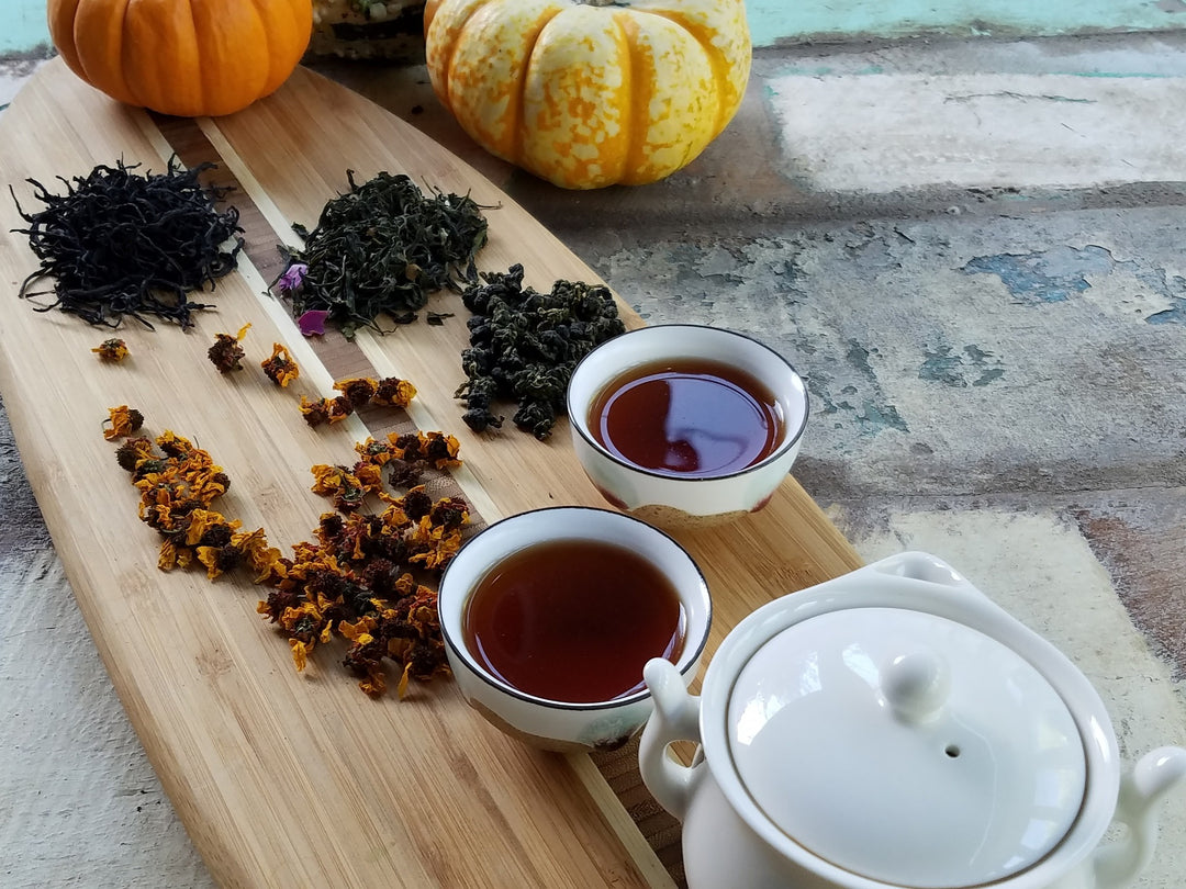Image of Chinese Black tea arranged for brewing